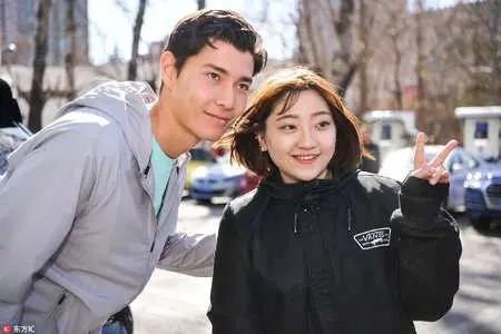 侯永永與球迷合影