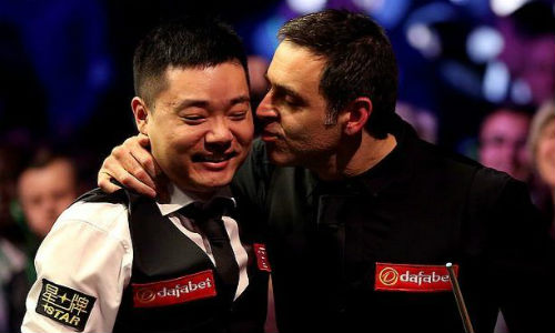 <a href=/tiyubs/aslw/ target=_blank class=infotextkey>奧沙利文</a>vs<a href=/tiyubs/dingjunhui/ target=_blank class=infotextkey>丁俊暉</a>直播