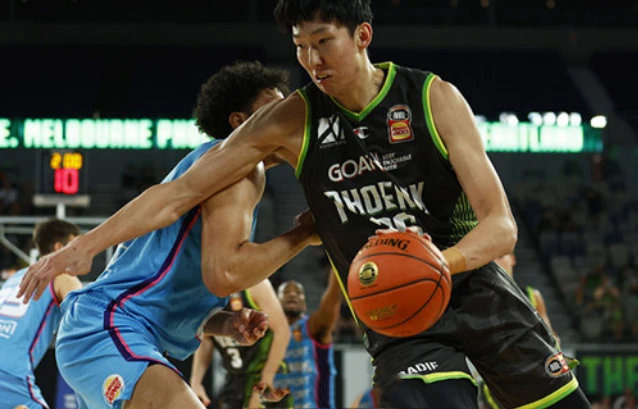 墨爾本聯98-90逆轉鳳凰 德拉維多瓦22分 周琦16+12 克里克27+6