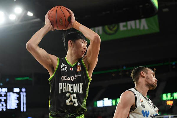鳳凰91-94逆轉36人 周琦12+7 格利登24+6 迪茲20分